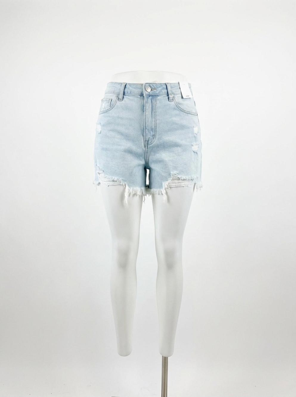 NEW VERVET BY FLYING MONKEY beach park distressed mom shorts in light wash